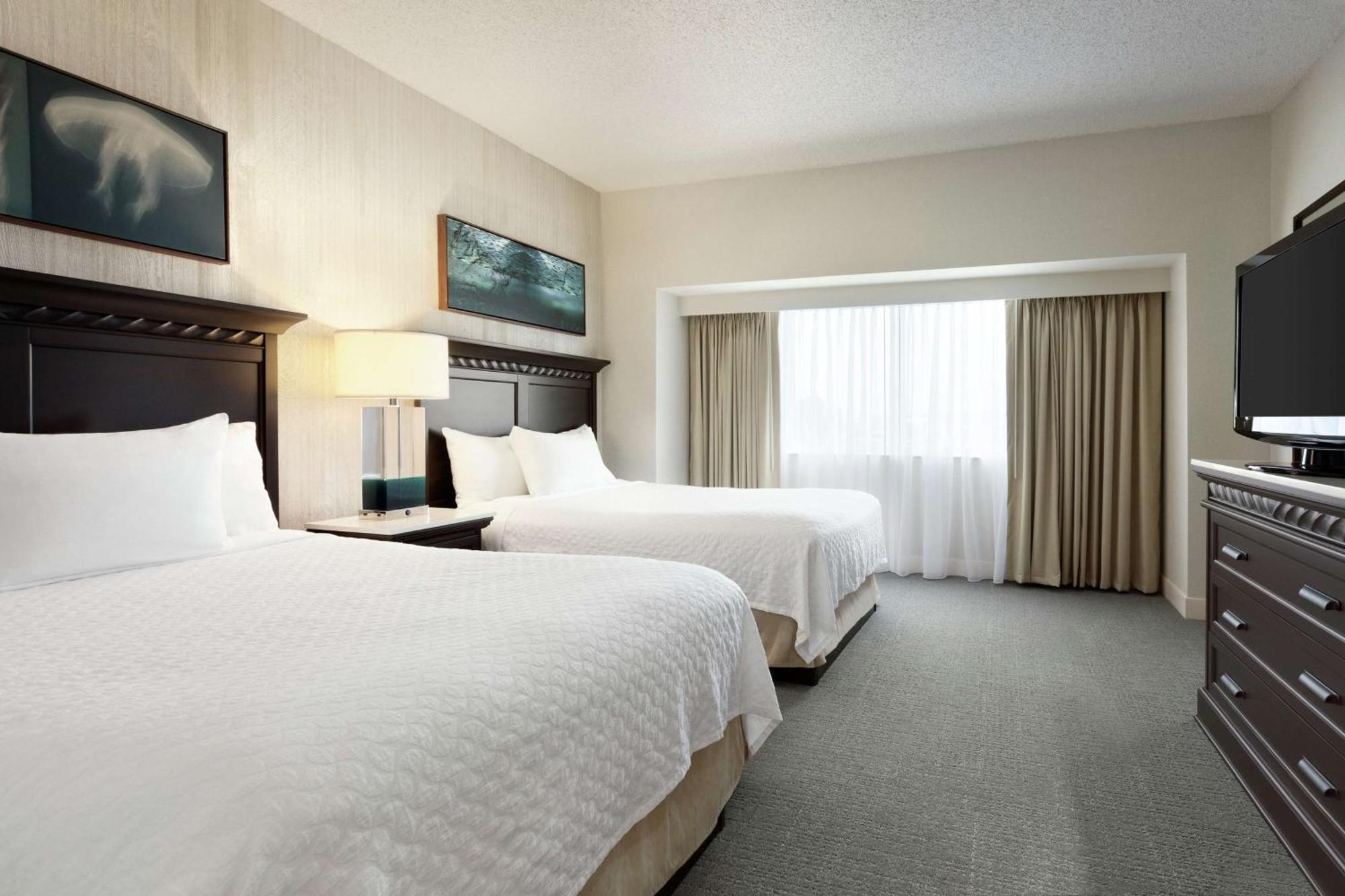 Suite Two Double Beds Non-Smoking